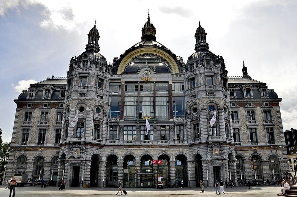Jakie są wady mieszkania w Antwerpii w Belgii??